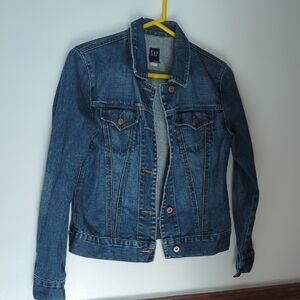 GAP Women's Classic Indigo Jean Jacket Size Medium